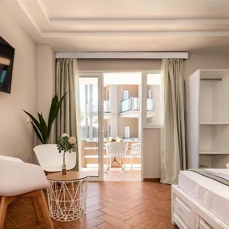 Hotel Girogiali - Adults Only 3*