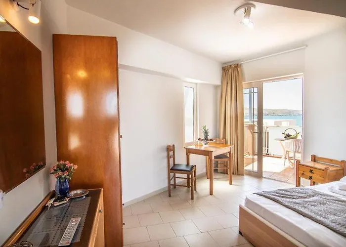 Girogiali - Adults Only