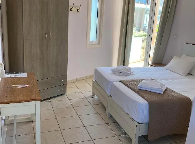 Hotel Girogiali - Adults Only 3*