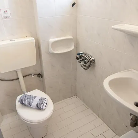 Girogiali - Adults Only