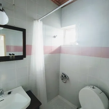 Girogiali - Adults Only 3*