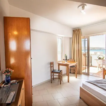 Girogiali - Adults Only