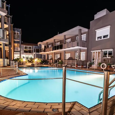 Girogiali - Adults Only 3*