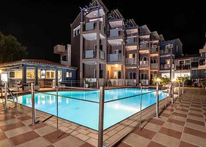 Szálloda Girogiali - Adults Only Hriszí Aktí Haniá