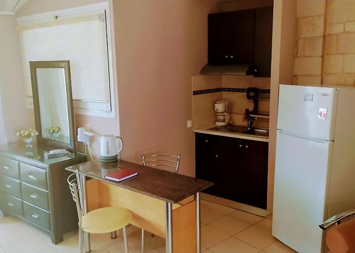 Szálloda Girogiali - Adults Only Hriszí Aktí Haniá