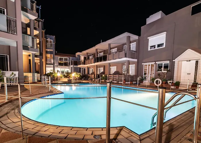 Girogiali - Adults Only 3*